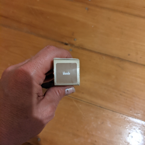 Stila Stay All Day Brow Gel & Brush in Blonde. - Picture 5 of 5